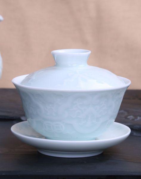 八馬茶業年貨鉅惠 影青五福蓋碗套組點亮唯品會